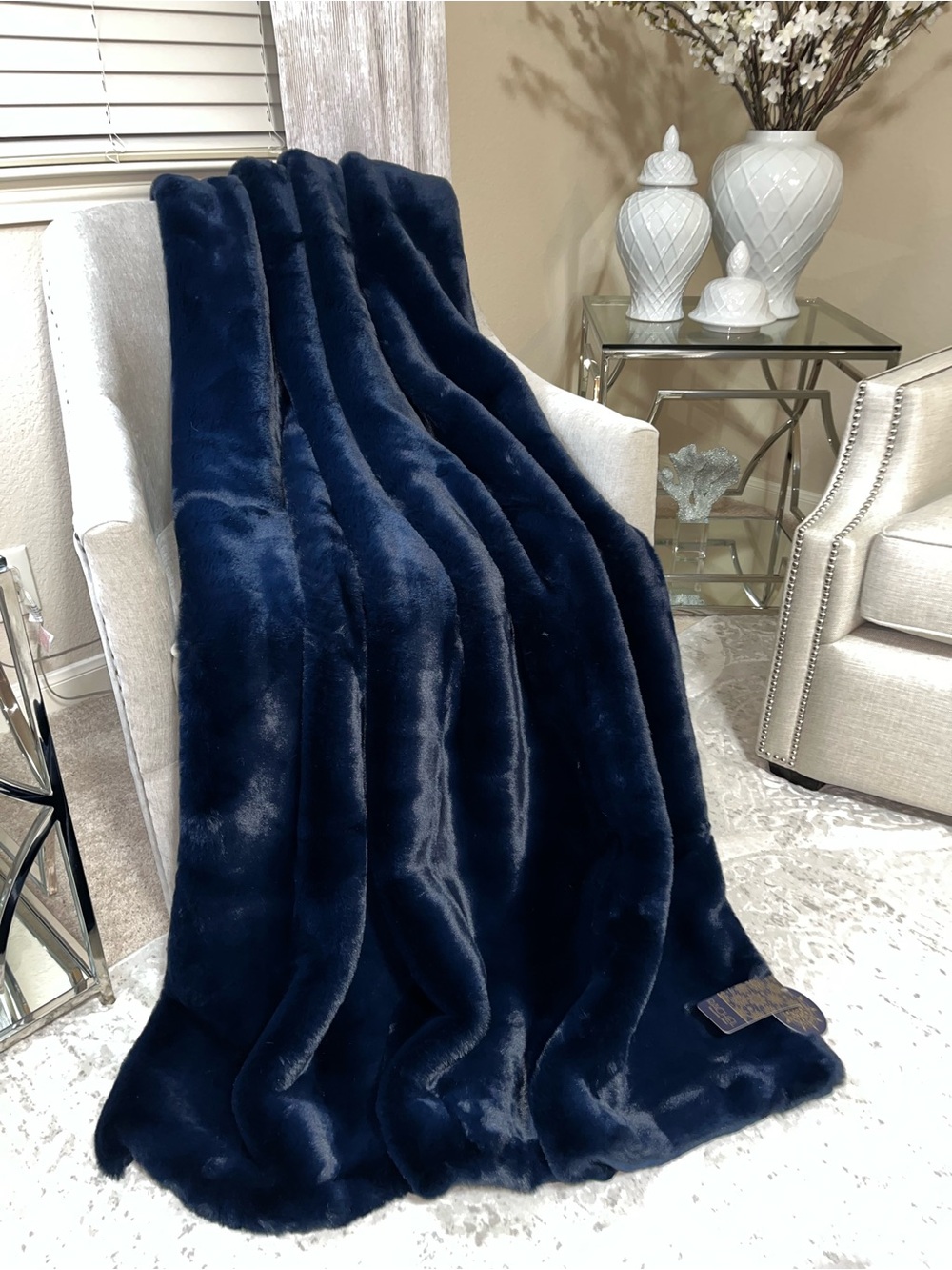 1-RACHEL ROY NWT NIGHT BLUE RABBIT FAUX FUR LUXURY THROW BLANKET
